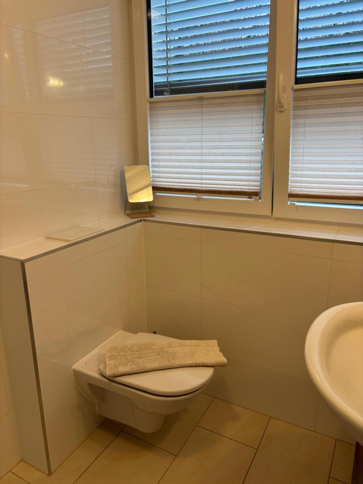 "Nature Erleben" Appartement & Komfortzimmer Velden am Woerthersee Exterior photo